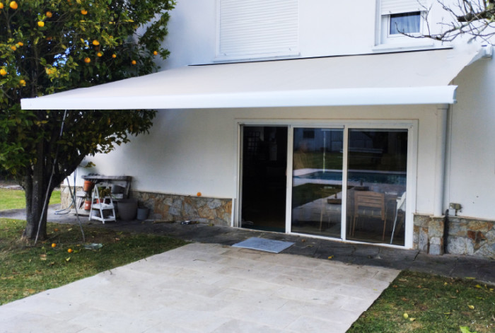 Toldo o pérgola: ¿cuál es la mejor opción para tu hogar?