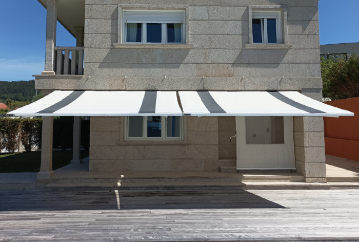 Diferentes toldos de fachada que, seguro, encajarán en tu espacio