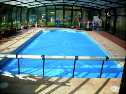 lona flotante para piscina cubierta